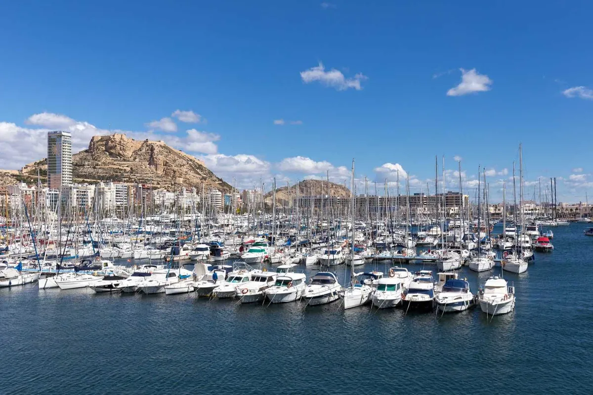 Real Club Regatas de Alicante, marina in Alicante, Spain — photo 5