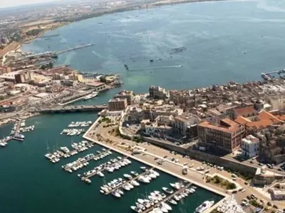 Taranto Marina in Taranto, Italy — photo 2