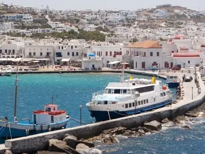 Port of Mykonos, marina in Mykonos, Greece — photo 4