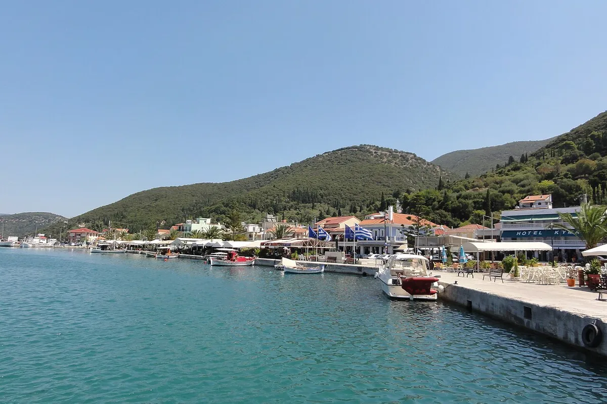Sami Port, Kefalonia, marina in Sami Municipal Unit, Greece — photo 4