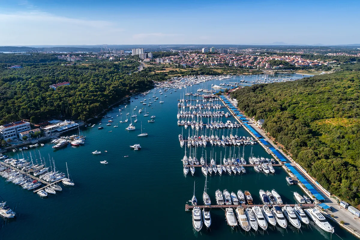 Tehnomont Marina Veruda in Grad Pula, Croatia — photo 2