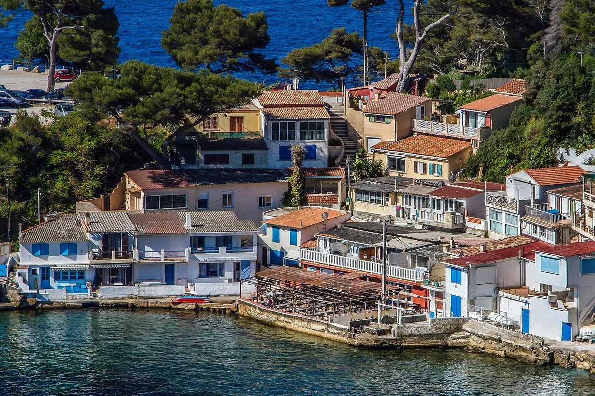Port Saint-Pierre, marina in Hyères, France — photo 8