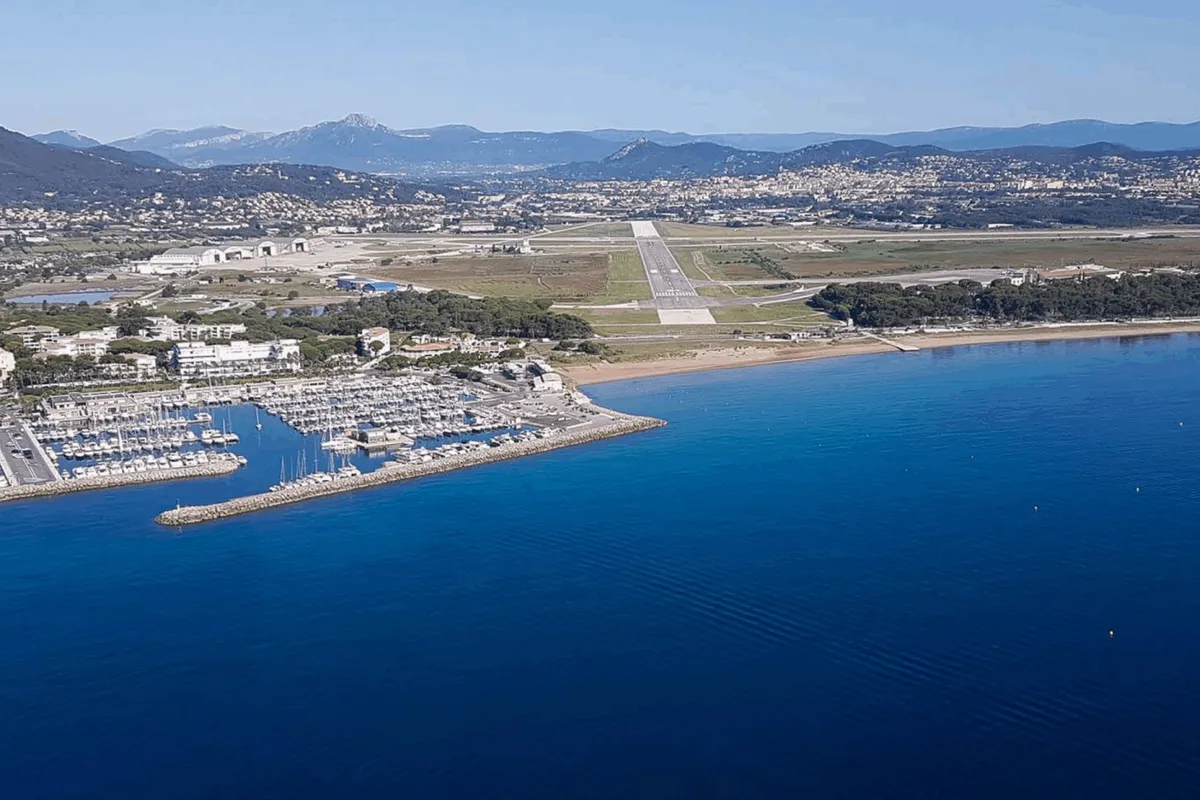 Port Saint-Pierre, marina in Hyères, France — photo 10