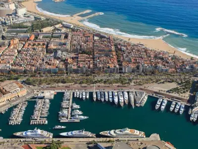 Marina Port Vell in Barcelona, Spain — photo 3