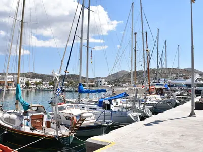 Finikas Marina, Syros, marina in Finikas, Greece — photo 5