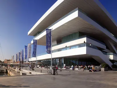 La Marina de Valencia in Valencia, Spain — photo 4