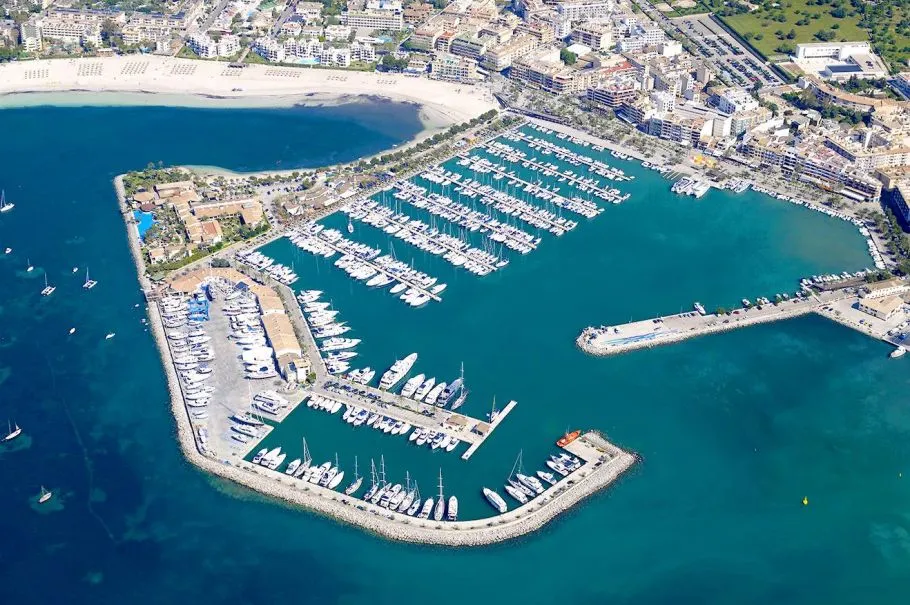 Alcudiamar Marina in Alcúdia, Spain — photo 6