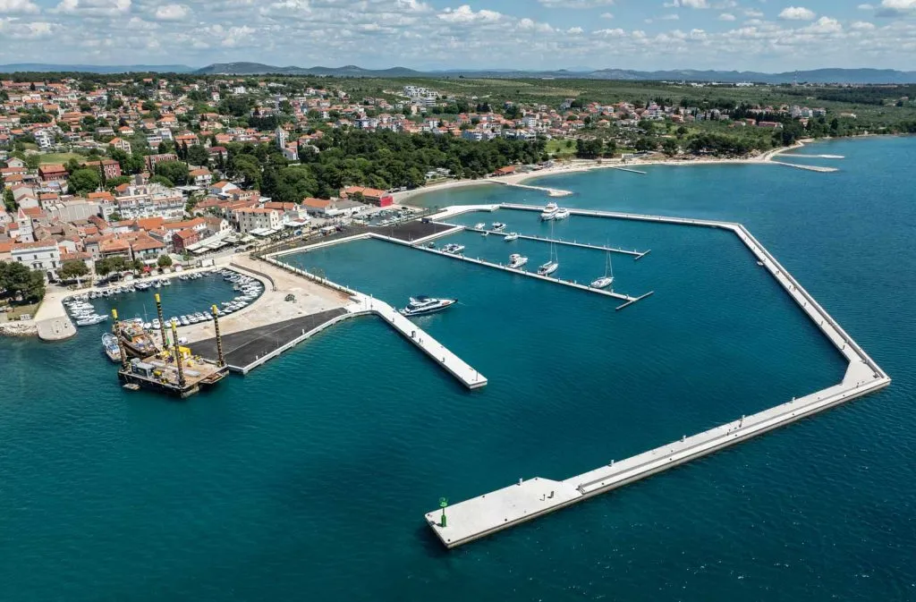 Molum Marine Club, marina in Općina Sveti Filip i Jakov, Croatia — photo 3