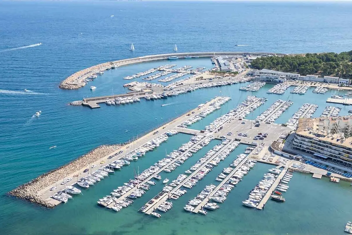 Club Nàutic L' Escala, marina in l'Escala, Spain — photo 4
