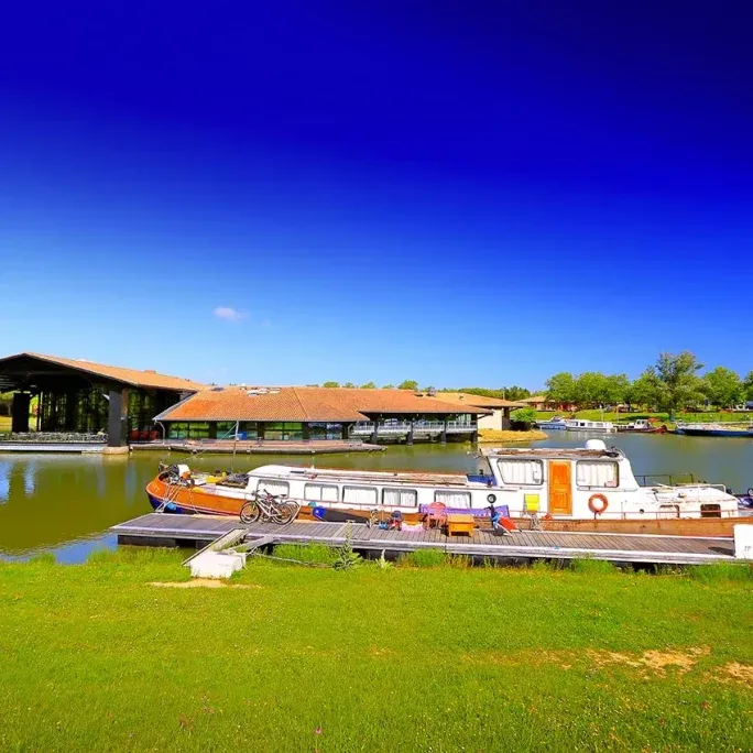 Port Lauragais, marina in Avignonet-Lauragais, France — photo 3
