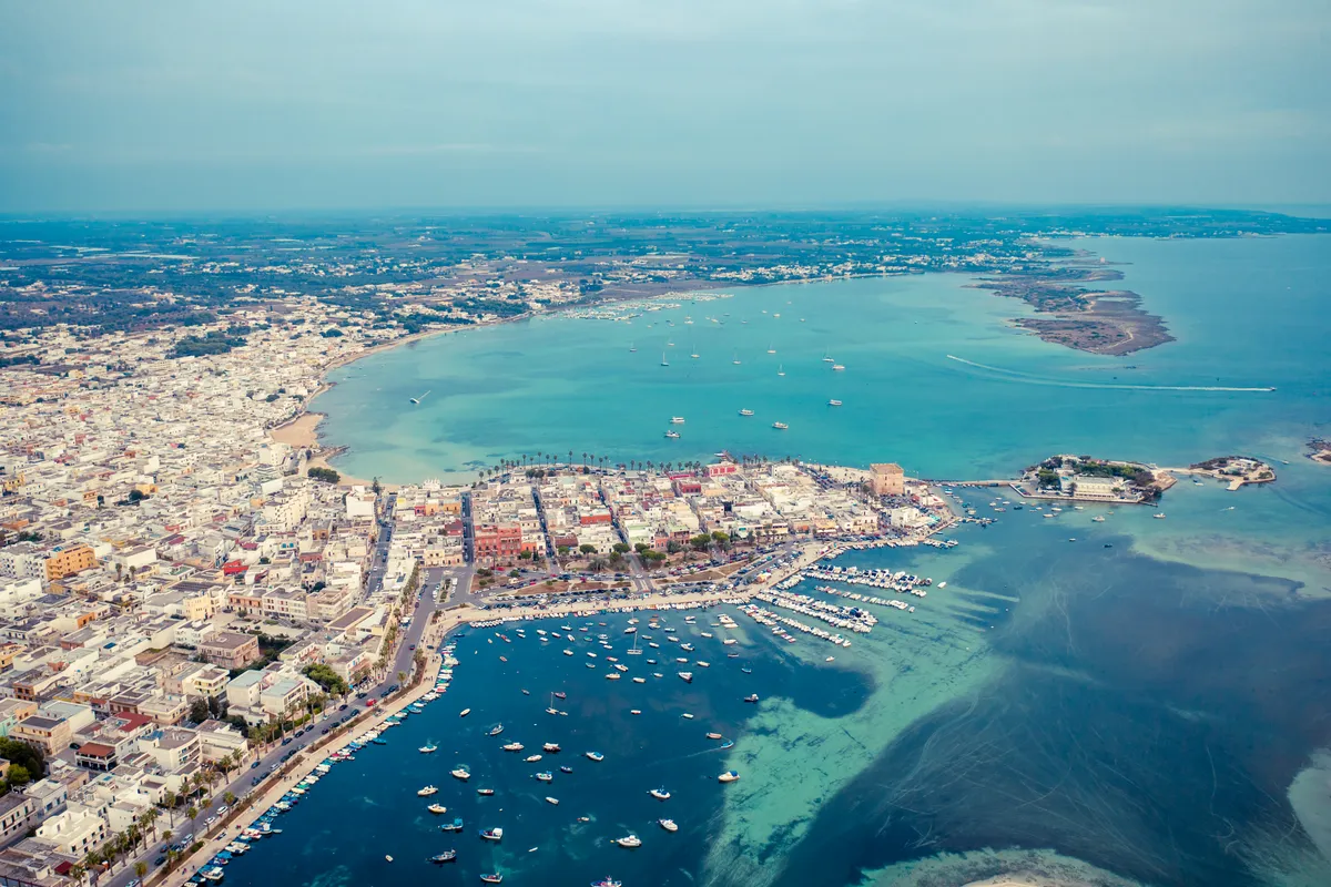 Porto Cesareo Marina in Porto Cesareo, Italy — photo 5