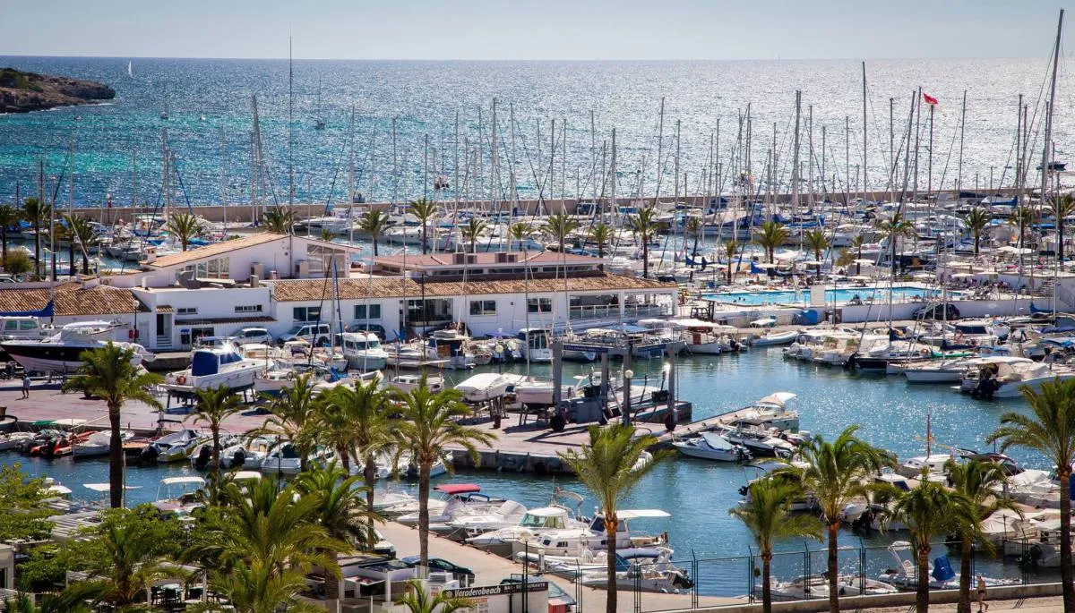 Club Nàutic S`Arenal, marina in Llucmajor, Spain