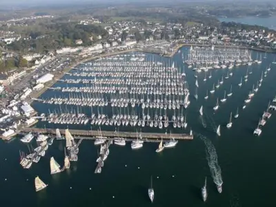 Port de la Trinite-sur-Mer, marina in La Trinité-sur-Mer, France — photo 3