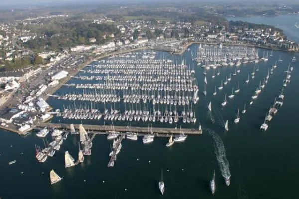Port de la Trinite-sur-Mer, marina in La Trinité-sur-Mer, France — photo 3