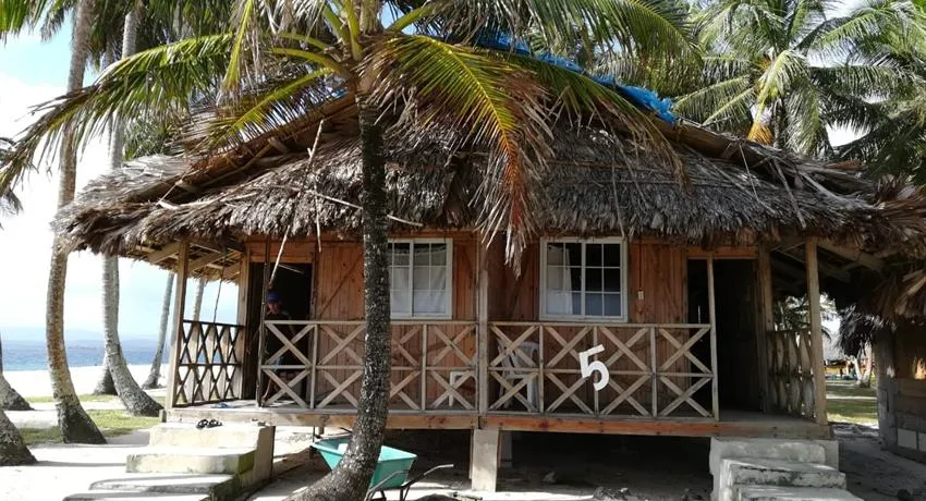 Isla Aguja Cabins San Blas Marina in Panama — photo 4