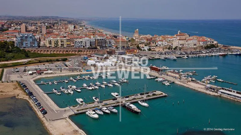 Marina di San Pietro in Termoli, Italy — photo 2