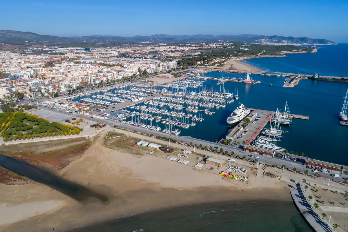 Port de Vilanova i la Geltru, marina in Vilanova i la Geltrú, Spain — photo 3