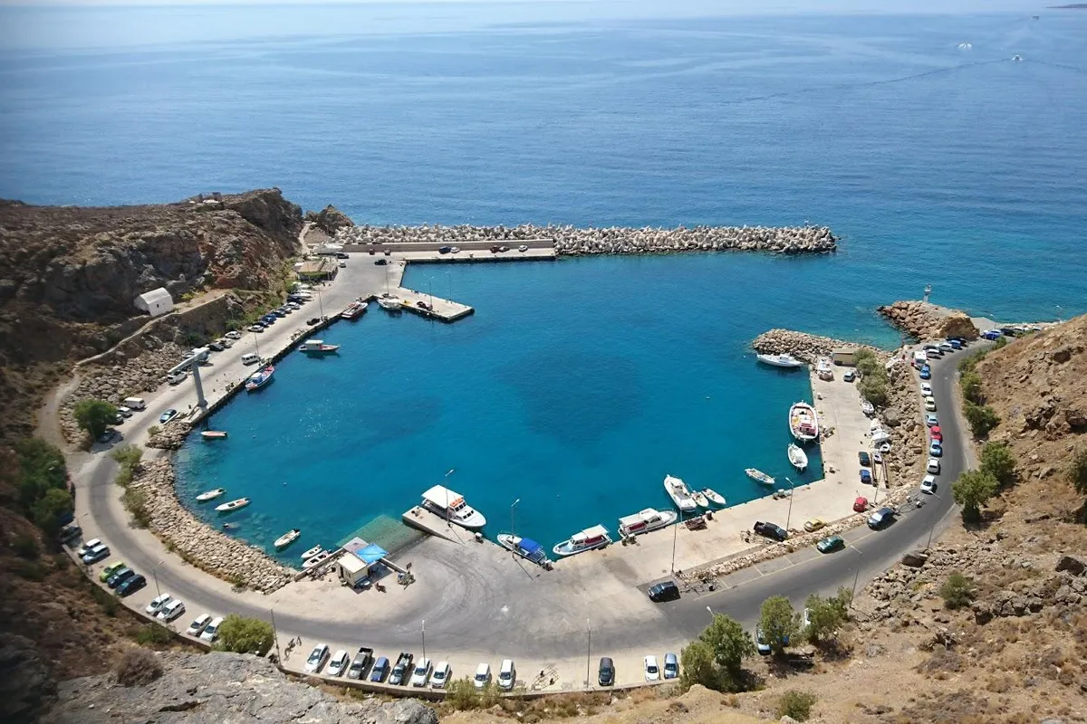 Port of Sfakia, marina in Hora Sfakion, Greece — photo 3