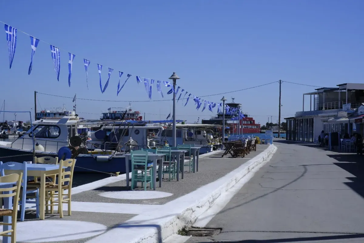 Ormos Levki, anchorage in Lefki, Greece
