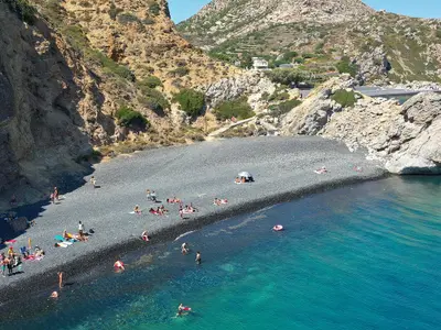 Karinta Bay in Karynta, Greece — photo 3
