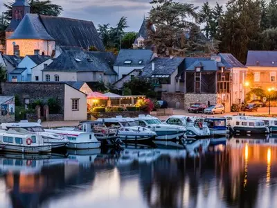 Grez-Neuville Marina