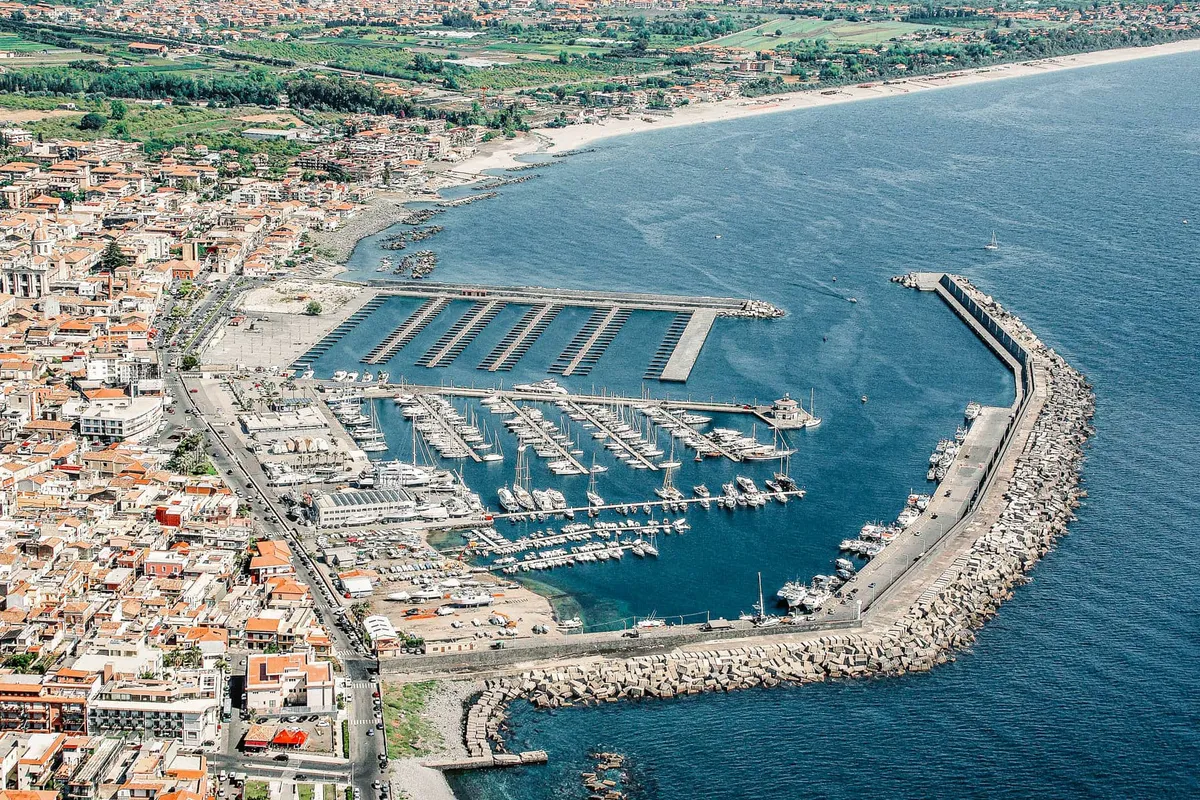 Porto dell'Etna, marina in Riposto, Italy — photo 3