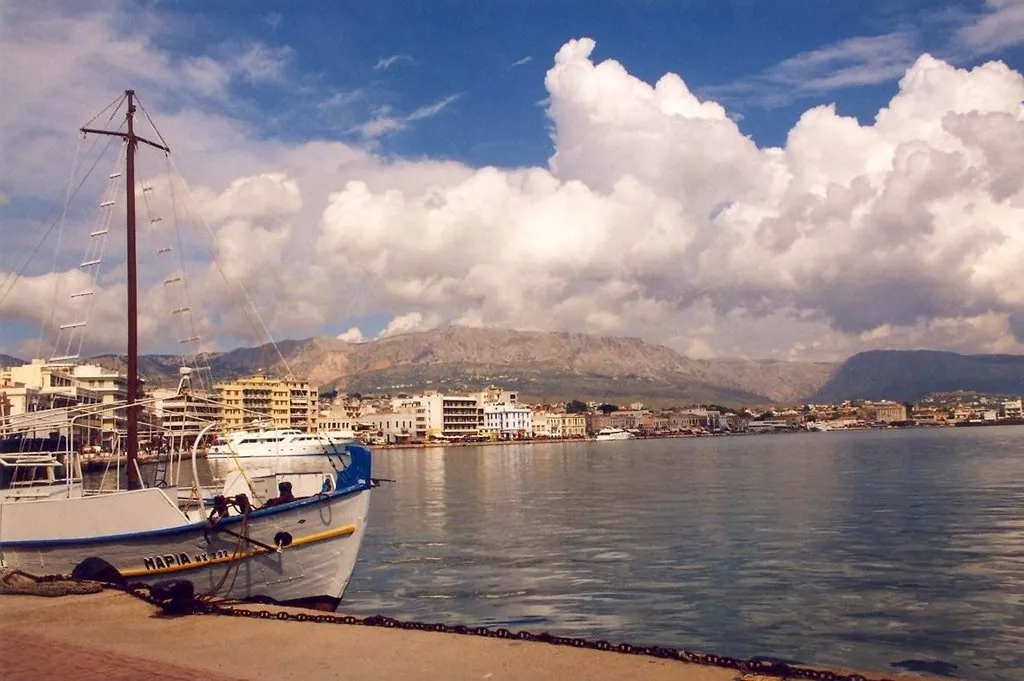 Chios Marina in Chios, Greece — photo 2