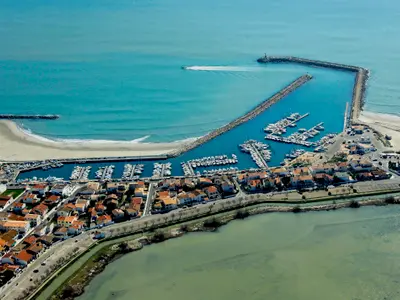 Bellegarde Marina in Aubais, France — photo 2