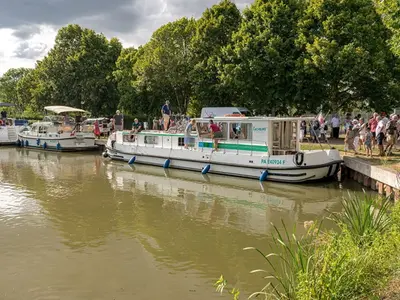 Halte Nautique de Plagny, marina in Sermoise-sur-Loire, France — photo 4