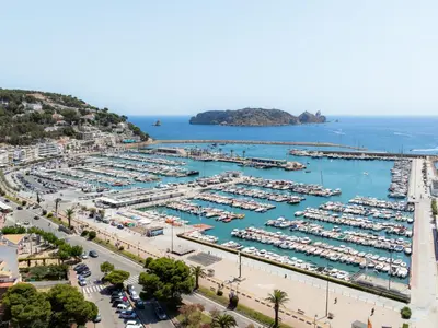 Club Nàutic Estartit, marina in Torroella de Montgrí, Spain — photo 2