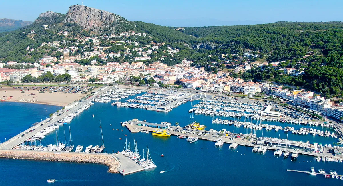 Club Nàutic Estartit, marina in Torroella de Montgrí, Spain — photo 5