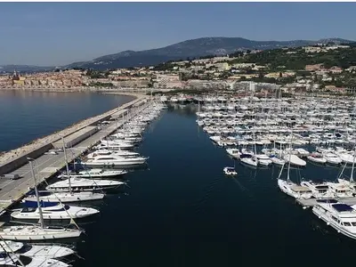Port de Menton Garavan