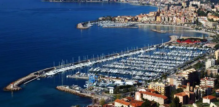 Port de Menton Garavan, marina in Menton, France — photo 4