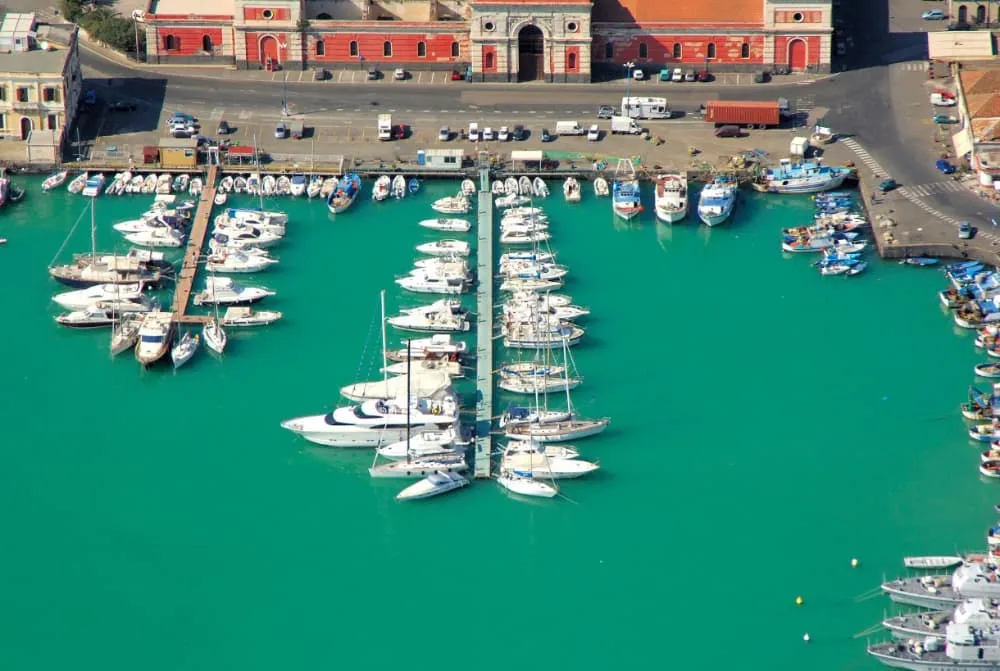 Porto di Catania, marina in Catania, Italy — photo 2