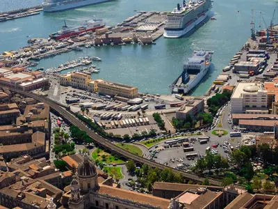 Porto di Catania, marina in Catania, Italy — photo 3