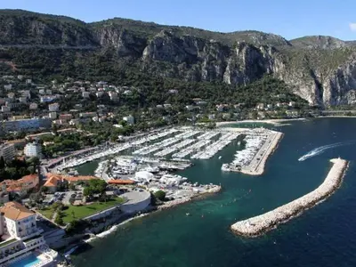 Port De Beaulieu-sur-Mer, marina in Beaulieu-sur-Mer, France — photo 5