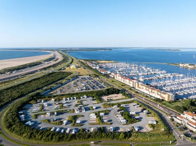 Port Zelande, marina in Ouddorp, Netherlands — photo 9