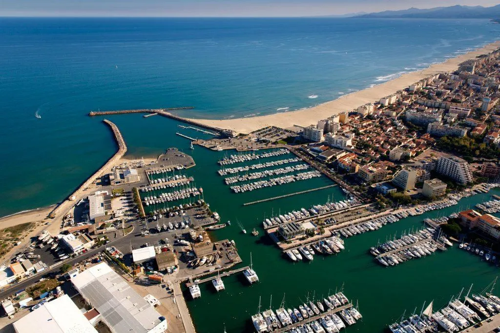 Port Canet-en-Roussillon, marina in Canet-en-Roussillon, France — photo 4