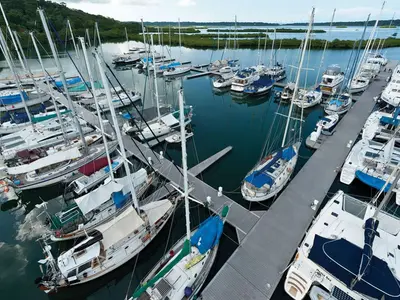 Bocas del Toro Marina in Bocas del Toro, Panama — photo 2