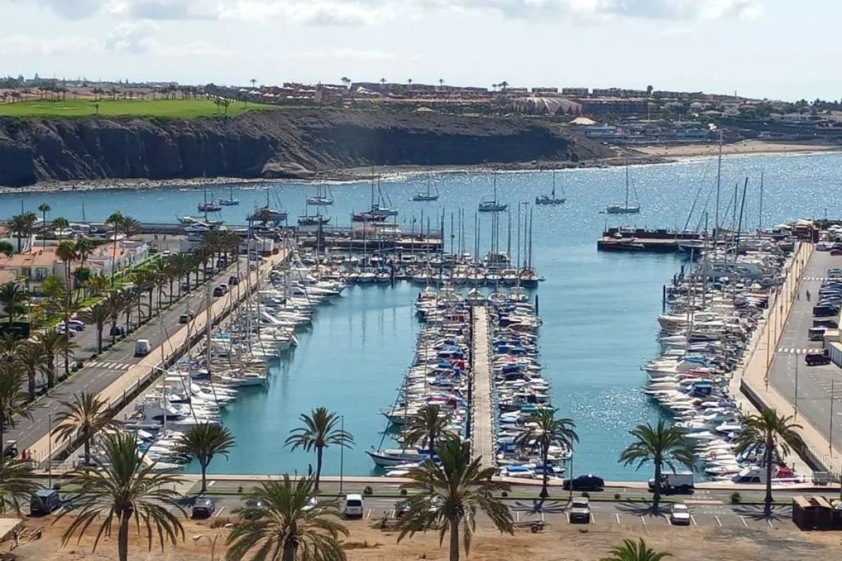 Pasito Blanco Marina in San Bartolomé de Tirajana, Spain — photo 2