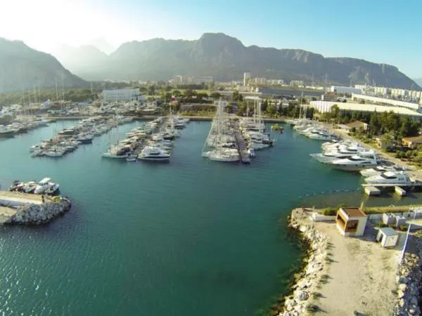 Setur Antalya Marina in Konyaaltı, Turkey — photo 2