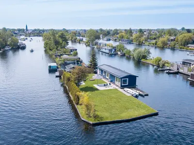 Vinkeveen Marina in Vinkeveen, Netherlands — photo 3