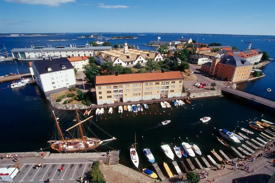 Karlskrona / Karlshamn, marina in Karlskrona, Sweden — photo 4