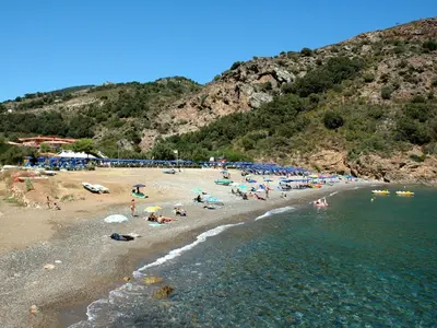 Molo Le Maree, marina in Olbia, Italy