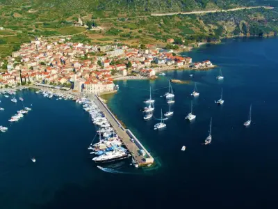 Komiža Marina in Grad Komiža, Croatia — photo 4