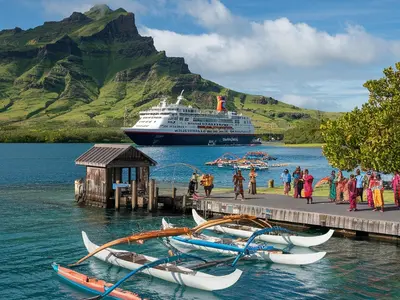 Atuona Port, marina in Hiva Oa, France — photo 4