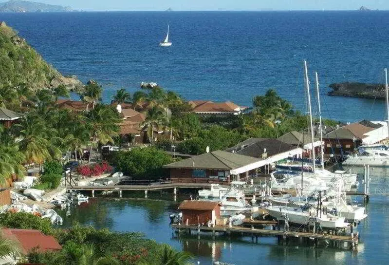 Captain Oliver's Marina in Oyster Pond, Sint Maarten — photo 2