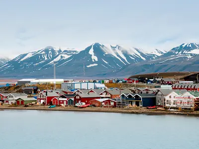 Longyearbyen Marina in Longyearbyen, Norway — photo 2