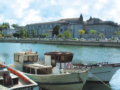 Jarnac Marina in Jarnac, France — photo 2