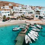 Folegandros port